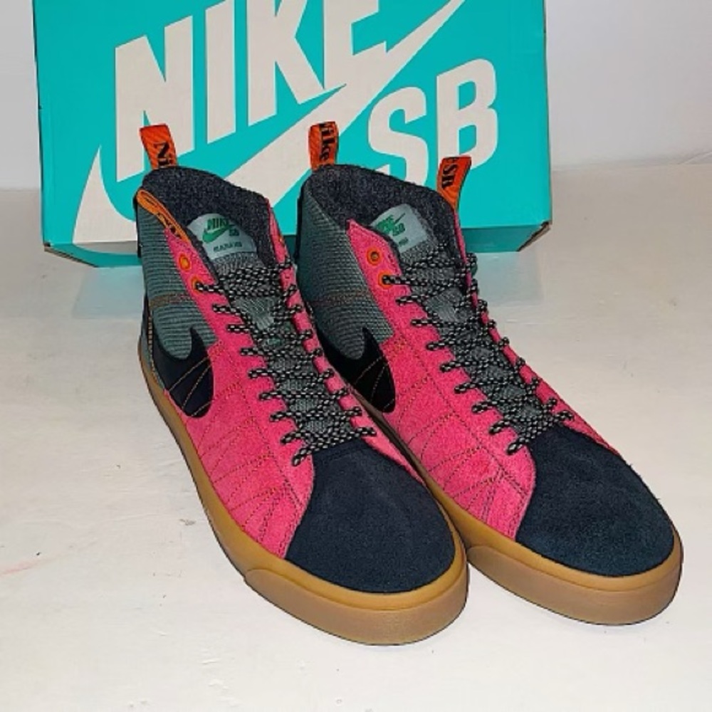 Authentic Nike SB Zoom Blazer Mid Jade Smoke Sneakers/Brand New